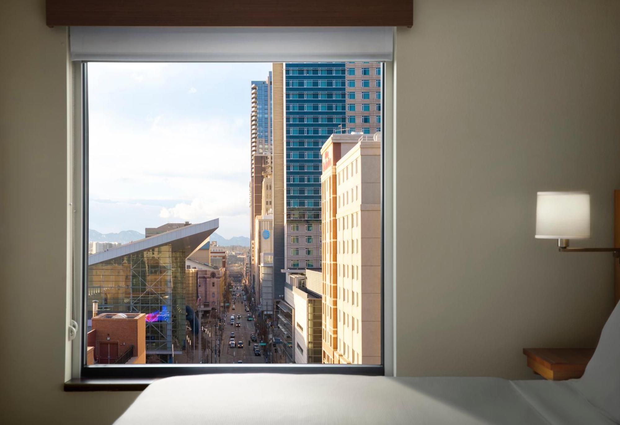 Hyatt Place Denver Downtown Exterior photo
