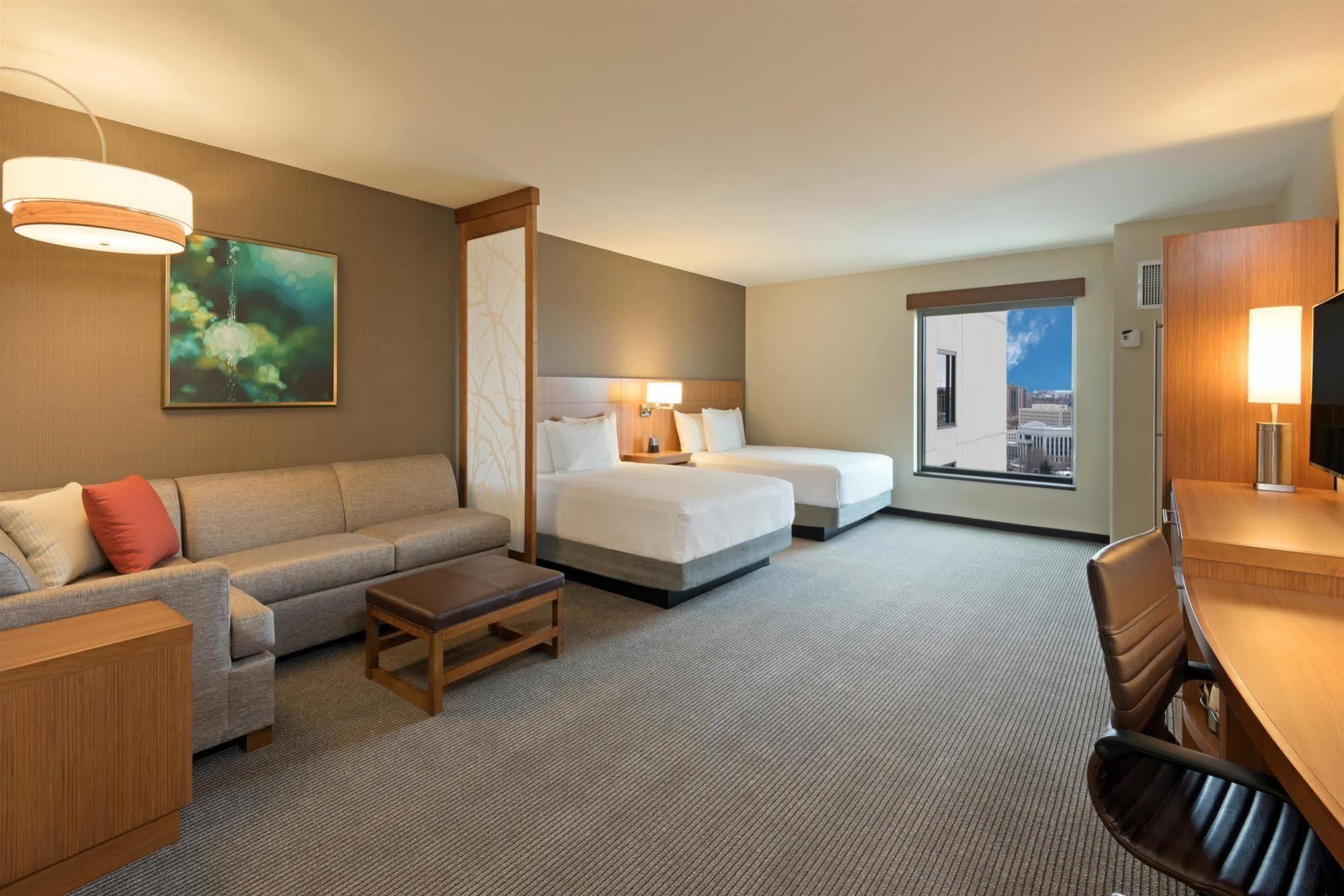 Hyatt Place Denver Downtown Exterior photo